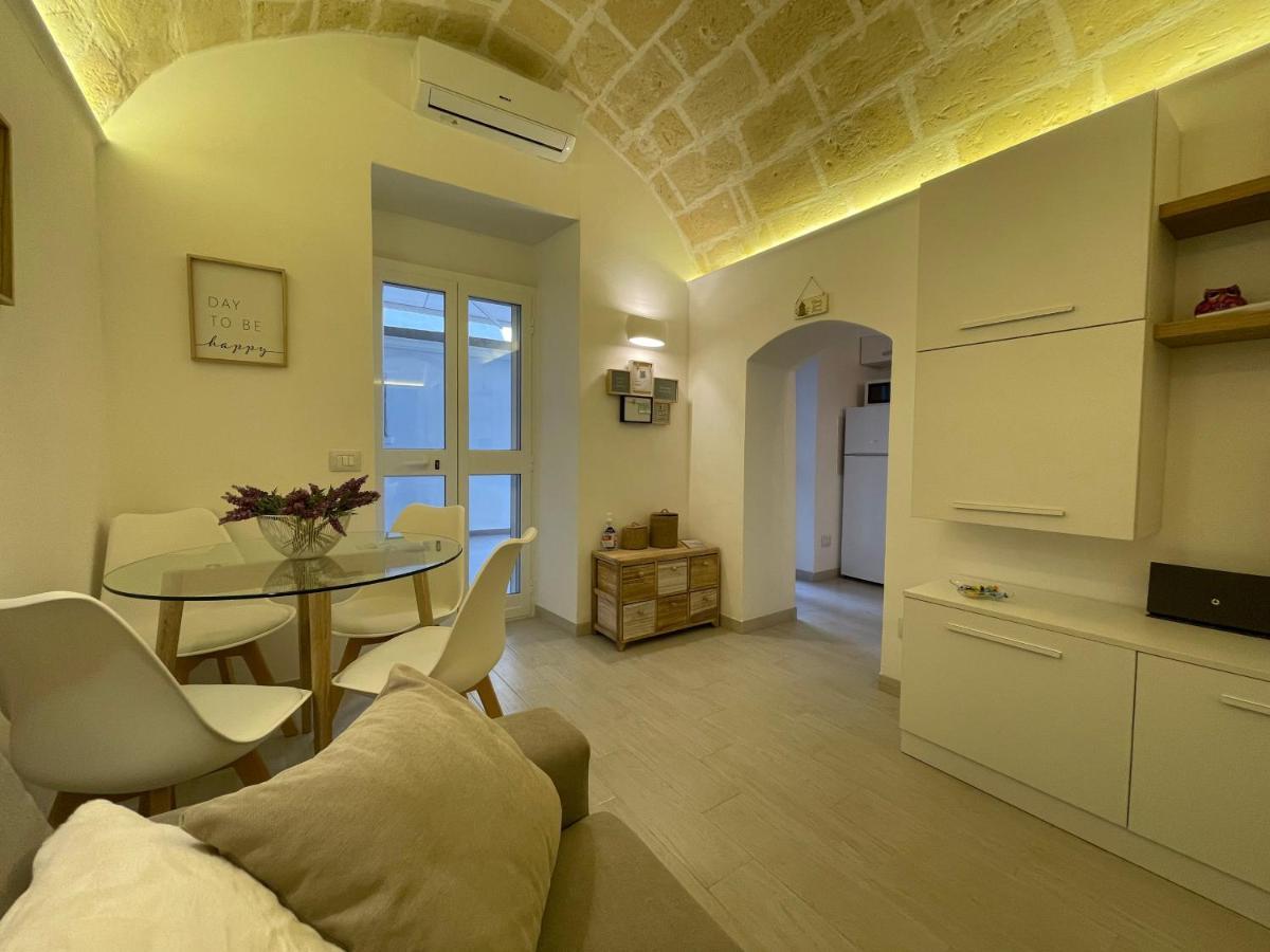 Ferienwohnung La Perla Del Borgo Taranto Exterior foto